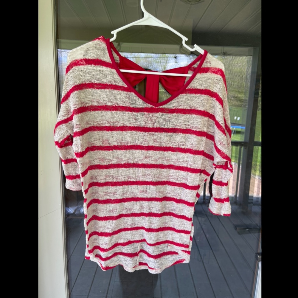 Women’s half sleeve top